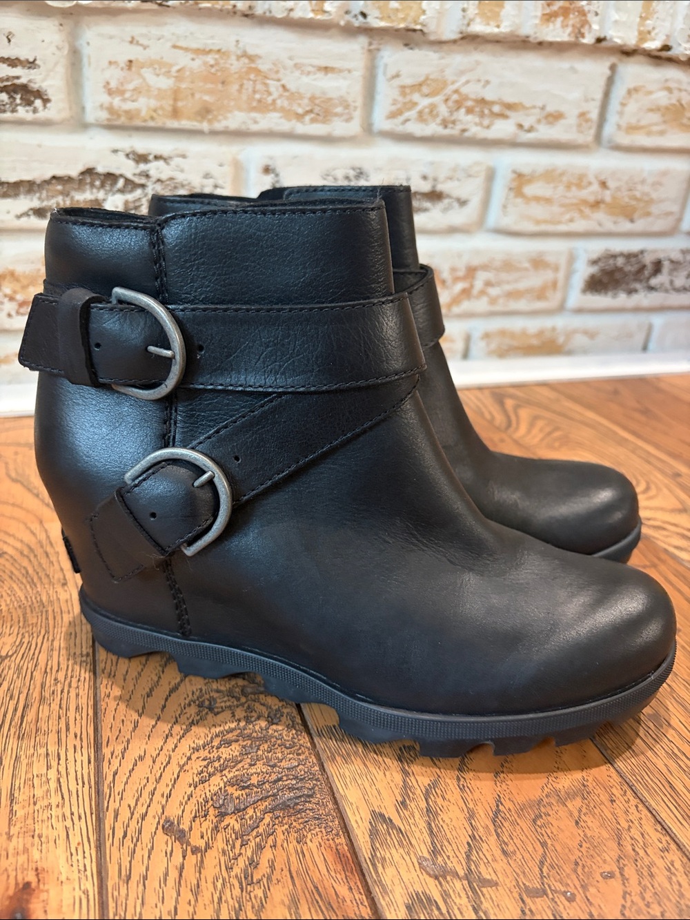 Sorel Black Leather Wedge Ankle Booties with Buckle Straps